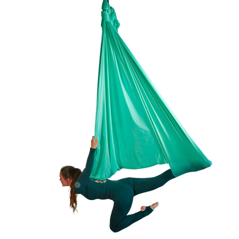 Aerial Yoga Tuch - Übung aus einer Aerail Yoga Stunde